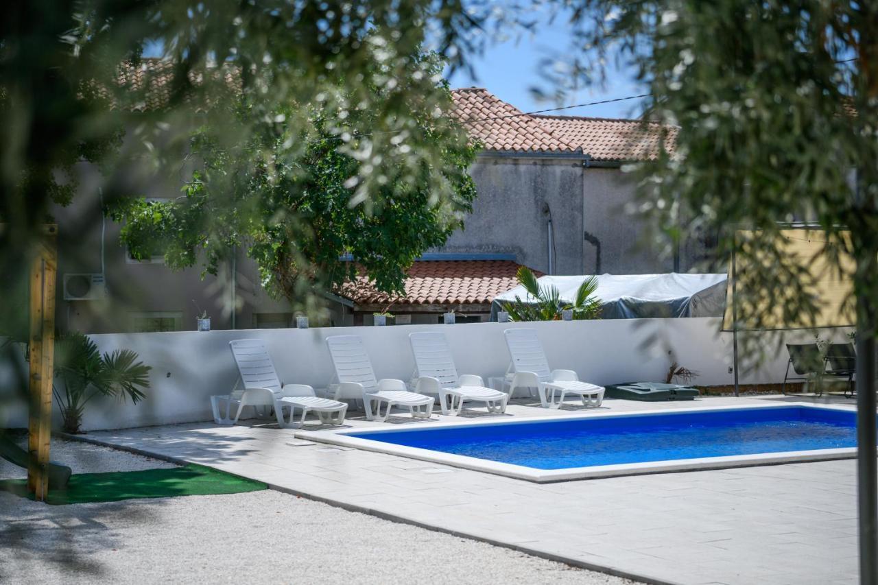 Summer House Nina Apartment Pavicini Екстериор снимка